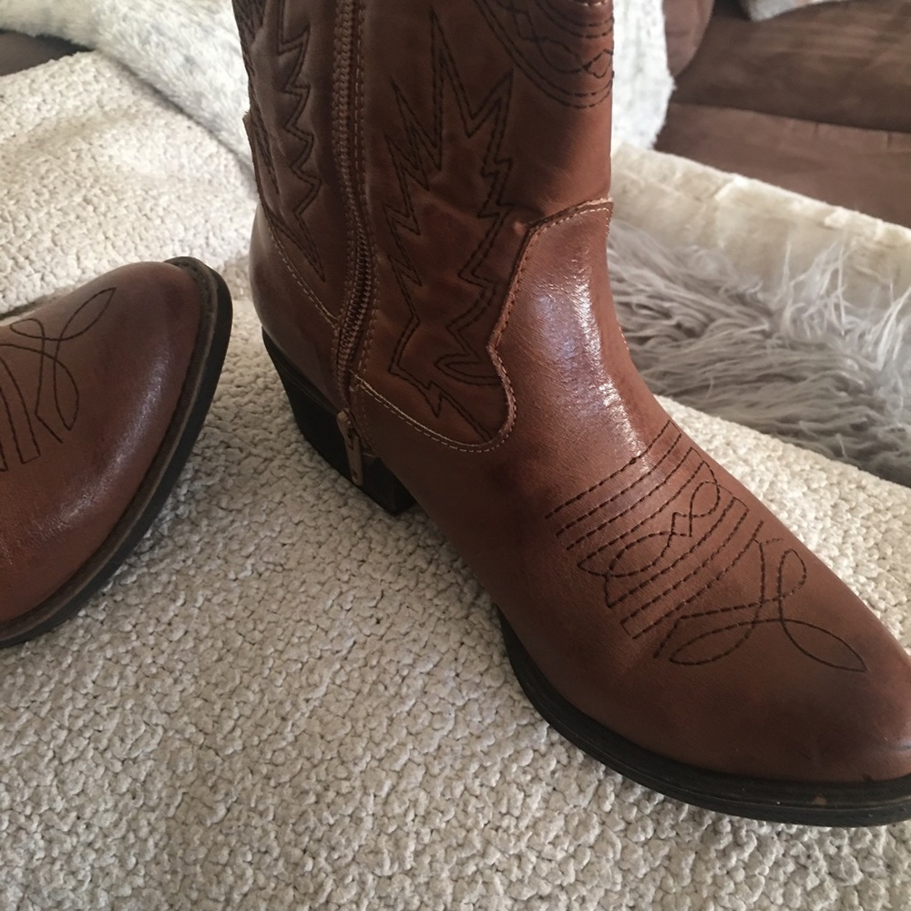 Cute cowgirl booties